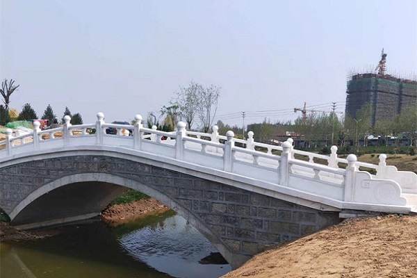 保山市大连水库青石仿古栏杆厂家排名相关动态资讯